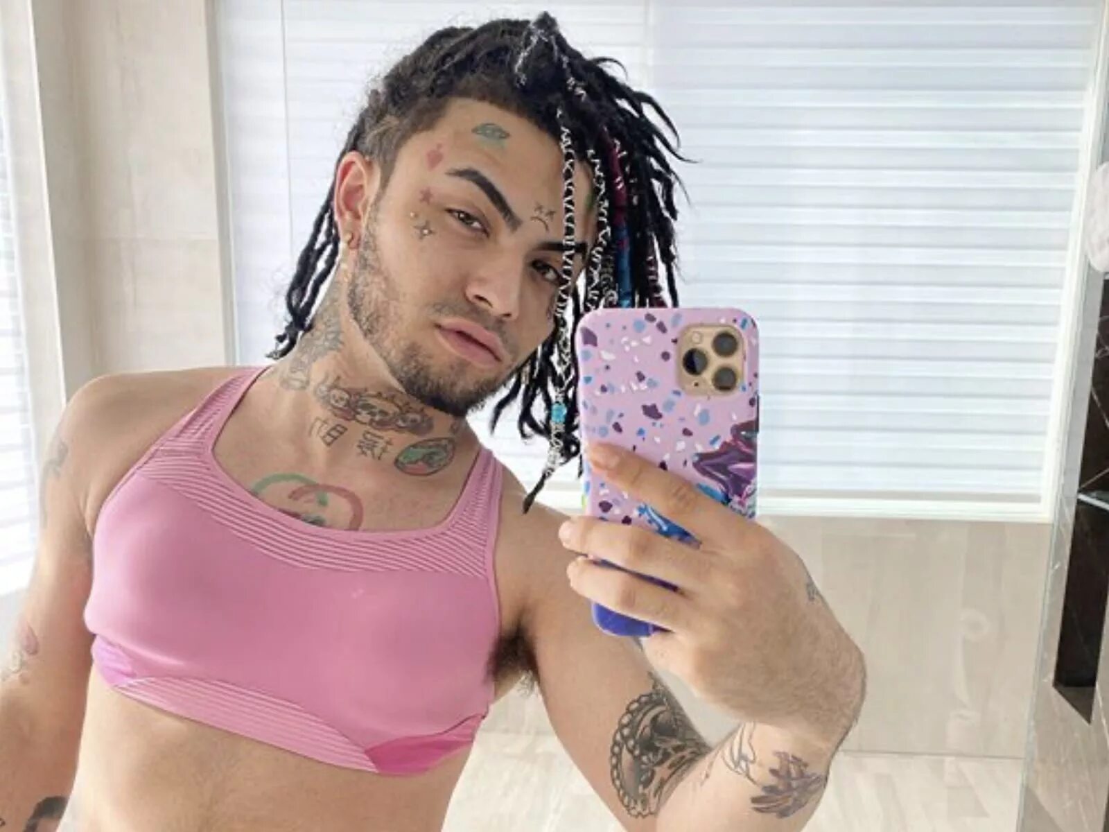 Лит памп. Девушка лил пампа. lil pump с девушкой. лил памп слив онлифанс.