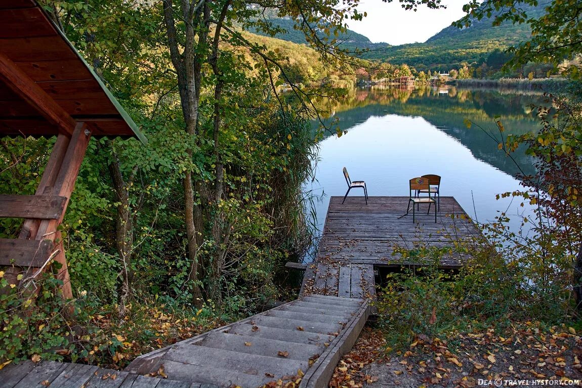 Варианты названий магазина дачного. Дача время работы. Дачный домик с огородом. Весна огород. Советские люди на даче.