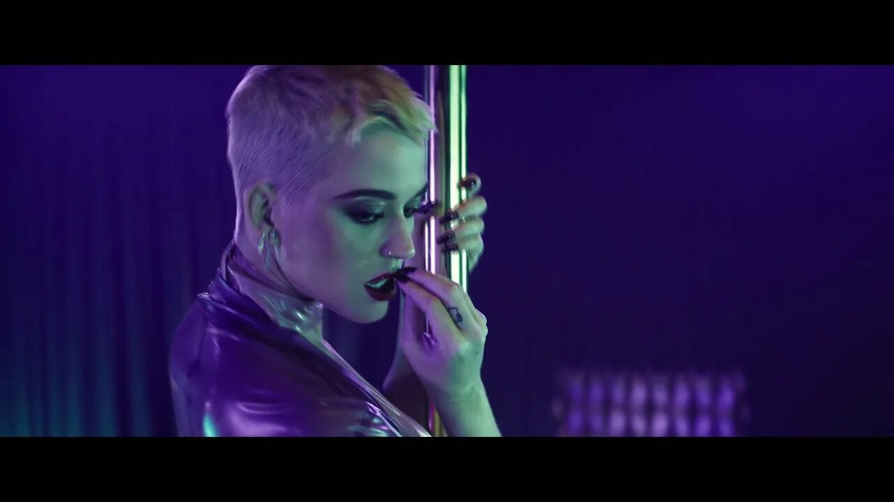 Кэти перри бон аппетит. Katy perry bon appétit клип. Клип бон аппетит. Bon appétit кэти перри. Кэти перри бон аппетит.