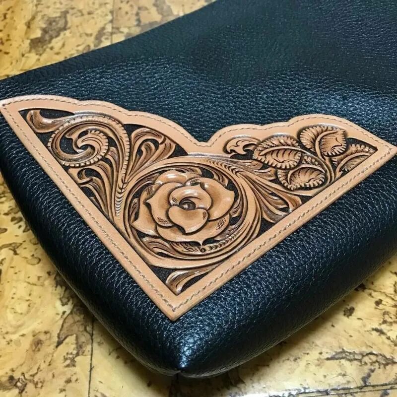 Тиснение своими руками. Тиснение на коже цветы. Художественное тиснение по коже. Тиснение на коже дерево. Узоры на коже.