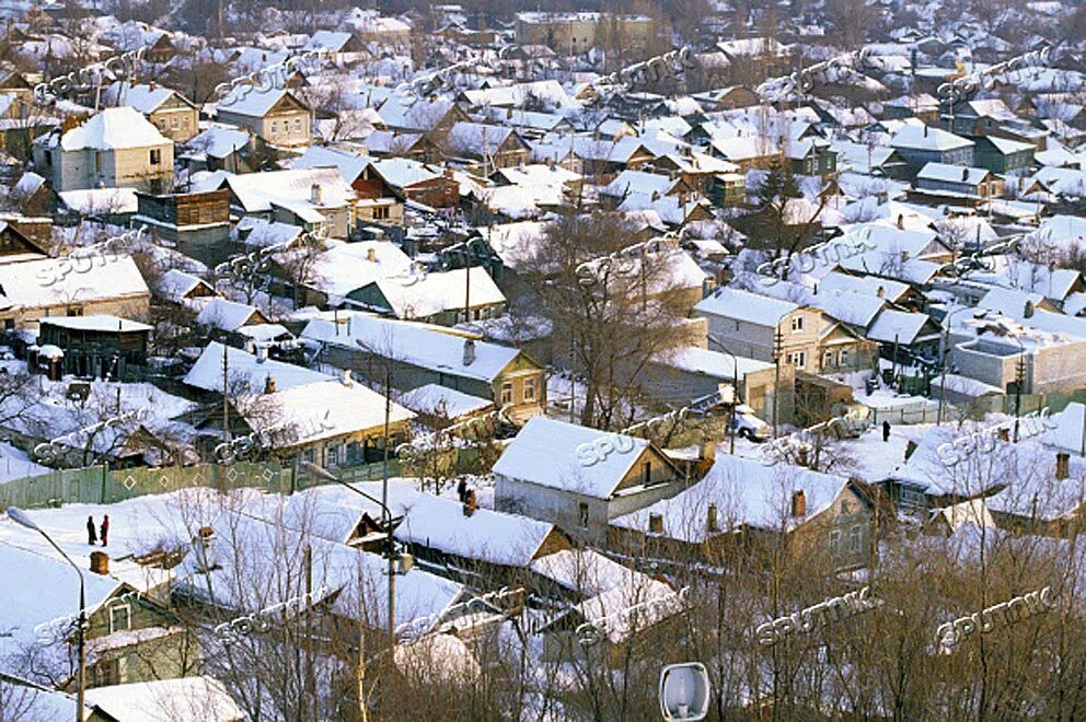 Саратов пригород. Частный сектор зимой. Саратов частный сектор. Поселок сельского типа.