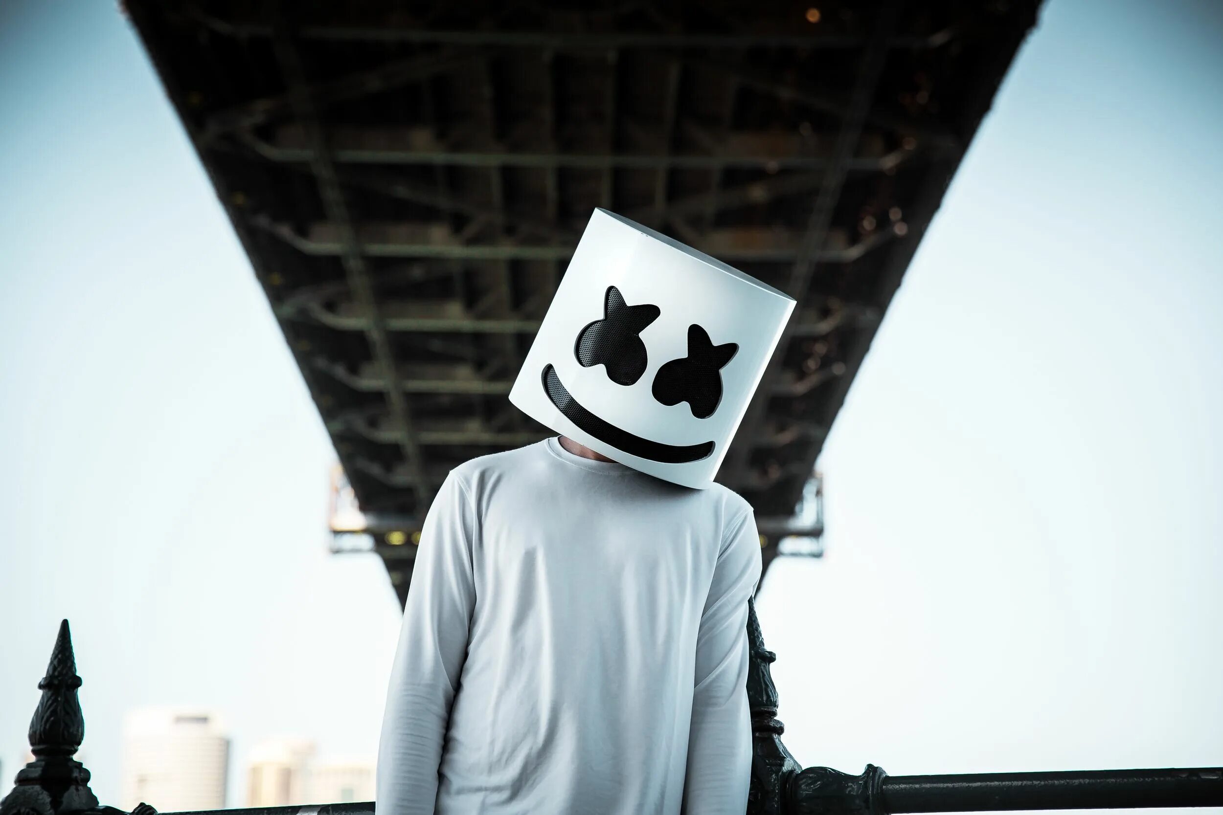 Ава дж. Marshmello. Маршмеллоу диджей. Диджей маршмеллоу 2021. Маршмеллоу диджей маршмеллоу.