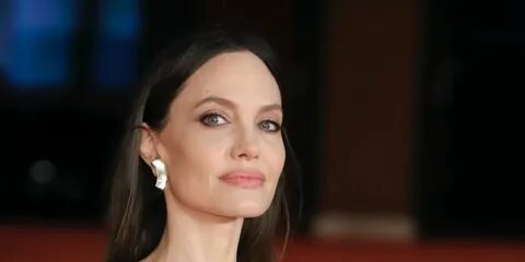 Ер адамға арналған эротикалық клизма бейне