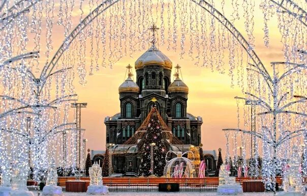 Главный Храм Вооружённых Сил России, Собор Воскресения Христова - смотреть видео