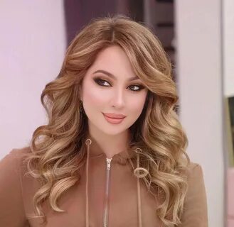 Ересек әйел екі жігітке минет жасады