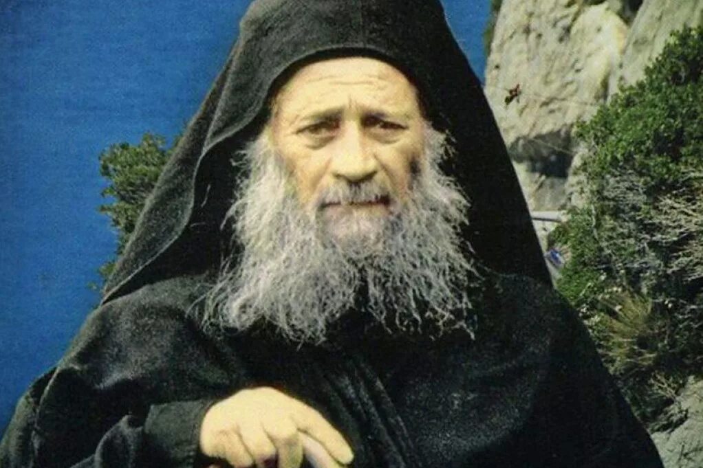 Николай гурьянов старец. Старец в каком городе. Старец илий ноздрин. Седой старик. Архимандрит ефрем святогорец.