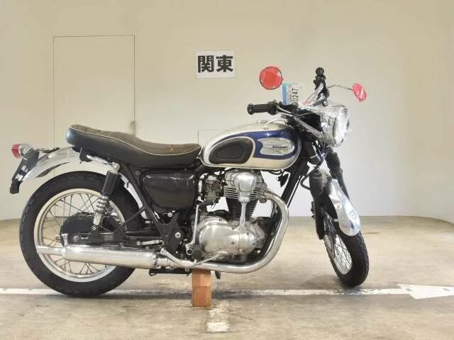 650 см3. Kawasaki w650 Custom. Kawasaki w650 сидение. Kawasaki 650 2006. Кавасаки w 650 Custom.