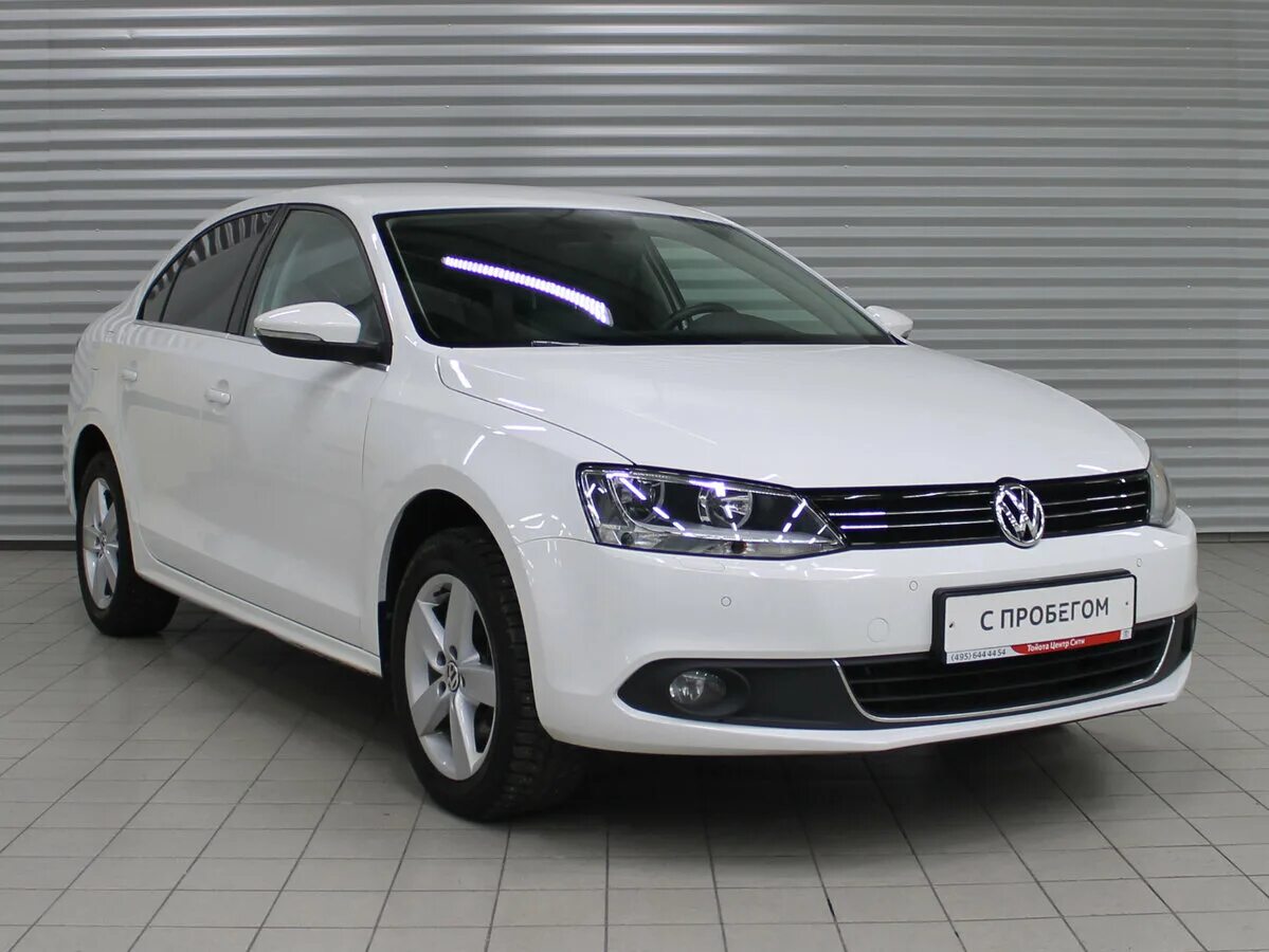 Volkswagen jetta авито. Фольксваген Джетта 2012 белая. Фольксваген Джетта 2012. Фольксваген Джетта седан 2012. Jetta 6 2012.