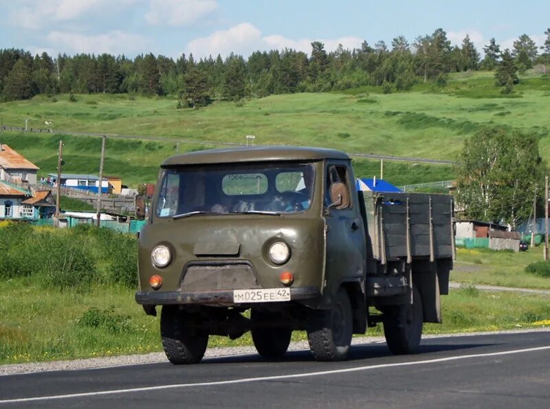 москвич 2009. 330945 уаз uekribntkm. уаз-330945 фермер. автомобиль кемеровская область. т598ут 42.