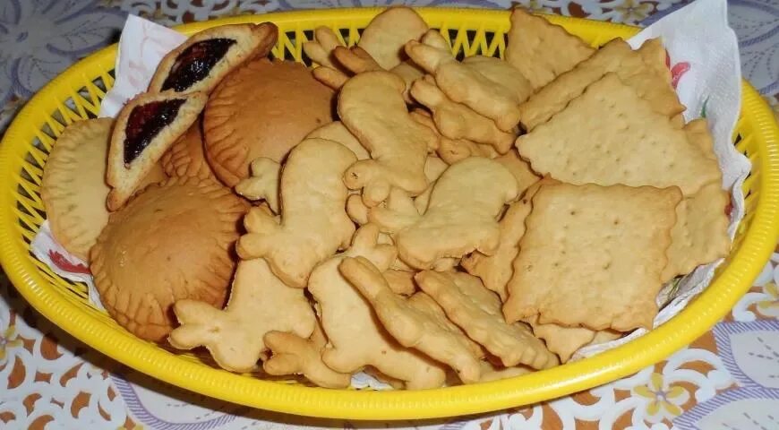 Печенье из рассола огуречного мягкое в духовке. Печенье на рассоле от помидор рецепт пошаговый. Печенье на рассоле рецепт. Печенье на рассоле от помидор рецепт пошаговый. Печенье на рассоле от помидор рецепт пошаговый.