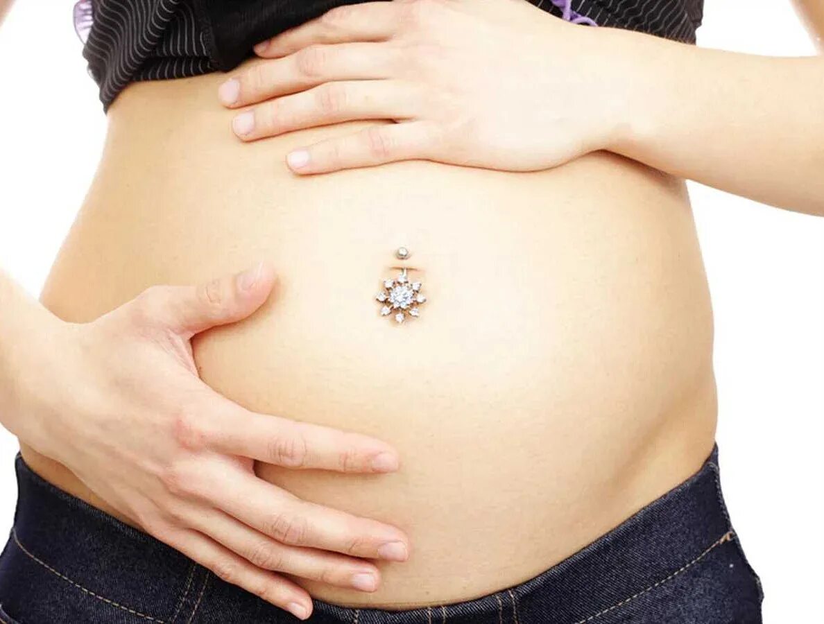 Покалывание в пупке. Болит пупок при нажатии. Пупок девушки. Покалывание в пупке. Пупок может развязаться.