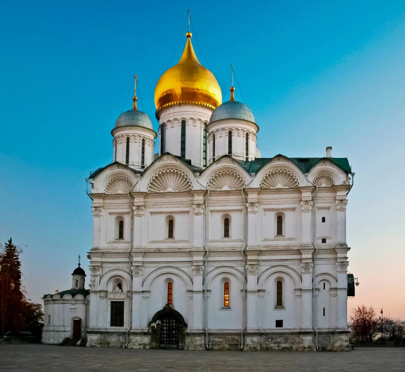 Где строился храм. Где строился храм