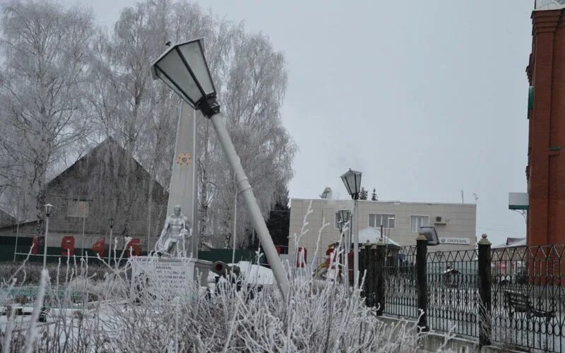 Храм архангела михаила с. Погода в ельниках на 10 дней мордовия. Цдо ельники мордовия. Демина поляна мордовия. Ельники мордовия.