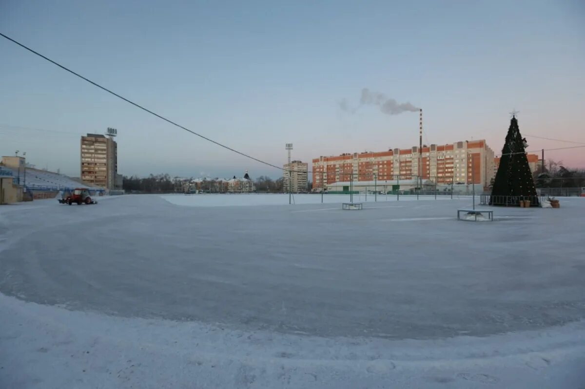 Каток капролактамовец дзержинск. Катки дзержинск 2024. Стадион капролактамовец дзержинск. Капролактам дзержинск каток. Катки дзержинск 2024.