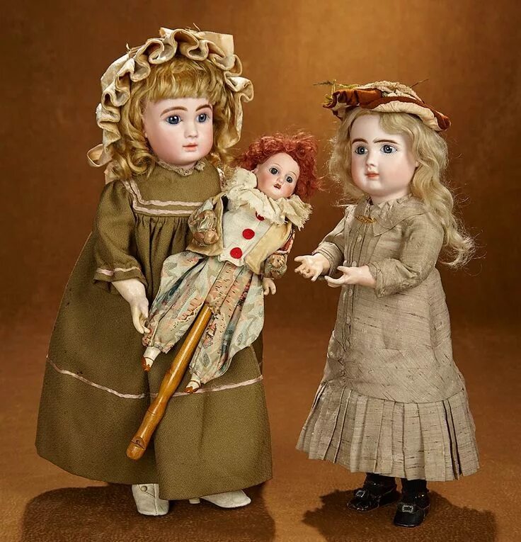 Купить куклу старую. Куклы порцелан Доллс. Кукла фарфоровая.