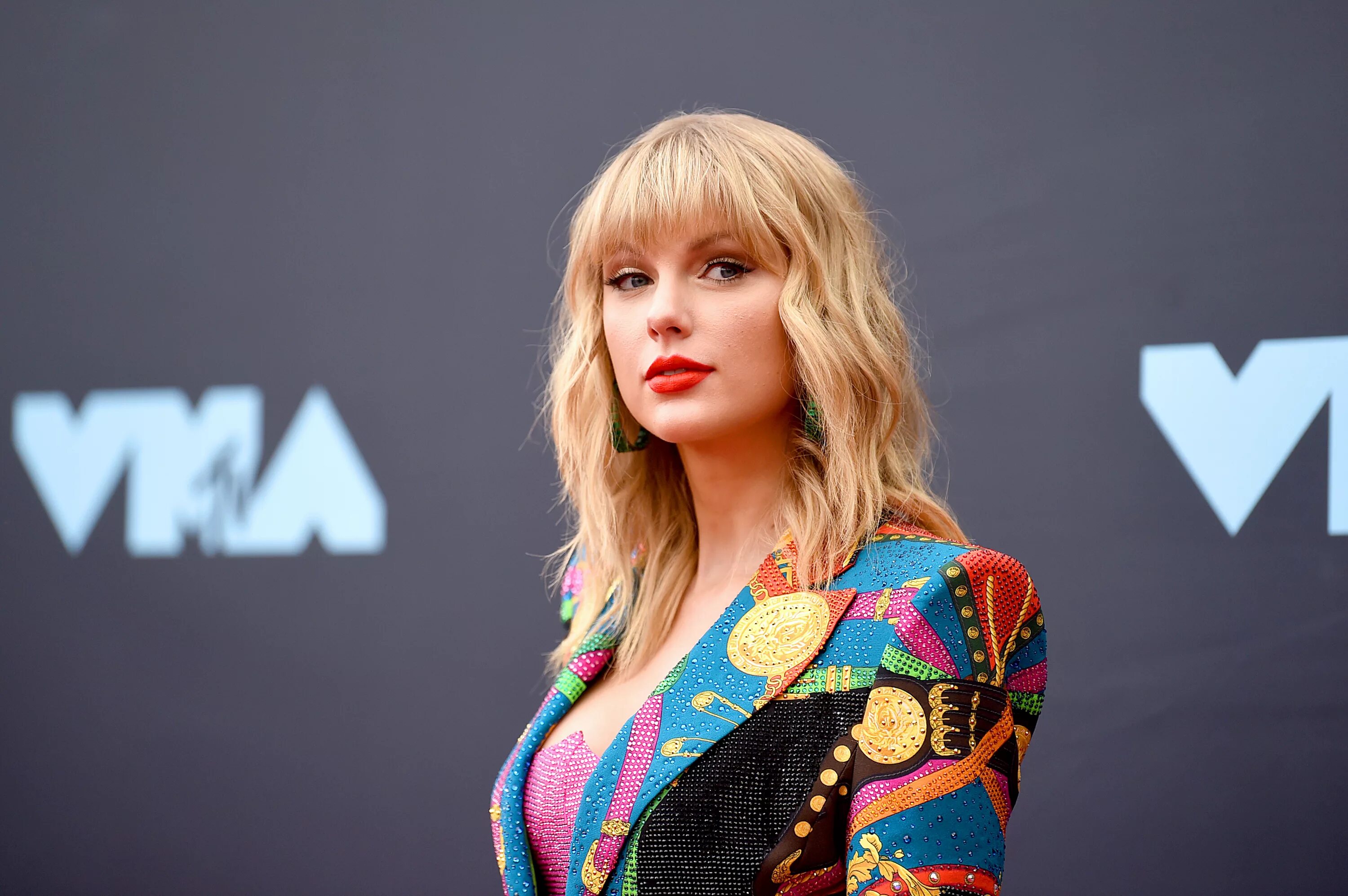 Тейлор свифт swift. Тейлор свифт 2019. тейлор свифт 2025. taylor swift тейлор свифт. тейлор свифт грэмми 2025.