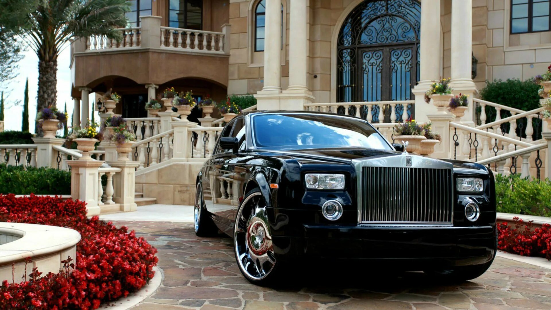 Expensive rich. Роллс Ройс Фантом. Роллс Ройс Luxury. Rolls Royce Phantom 6. Роллс Ройс у дворца.