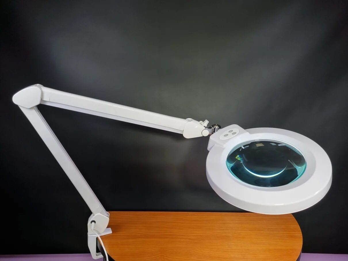 Лучшие лампы лупы. Лучшие лампы лупы. Лампа-лупа бестеневая передвижная на штативе. Лампа для наращивания ресниц лампа косметолога. 8066led-5d светодиодная косметологическая лампа-лупа.