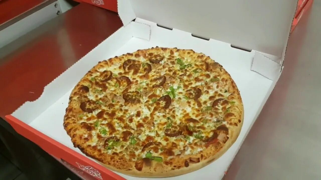 Алло пицца машина. Пицца Алло пицца. Allopizza Хотьково. Матиз Алло пицца. Алло пицца суханова