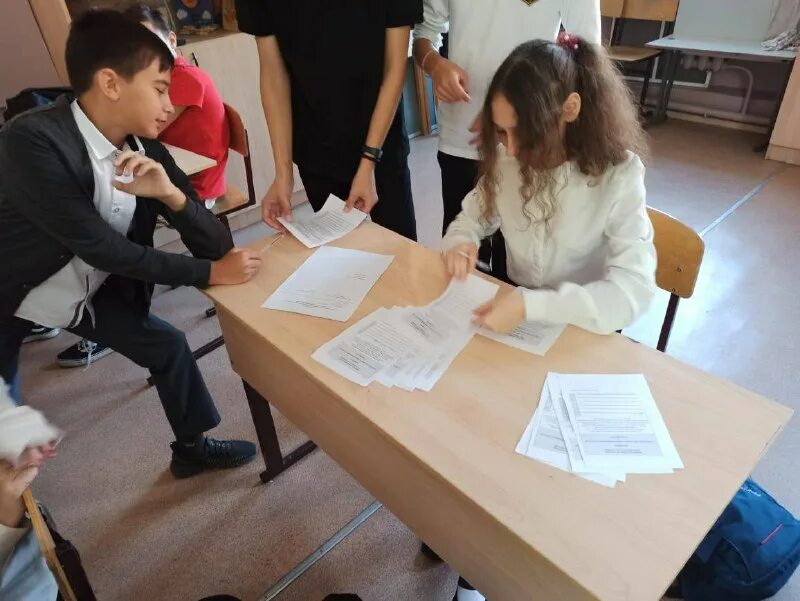 мой район краснoгвардейский выставка рисунков. калининская школа интернат вурнарского района 2018. калининская школа имени чупилко. калининская школа имени чупилко. калининская школа имени чупилко.