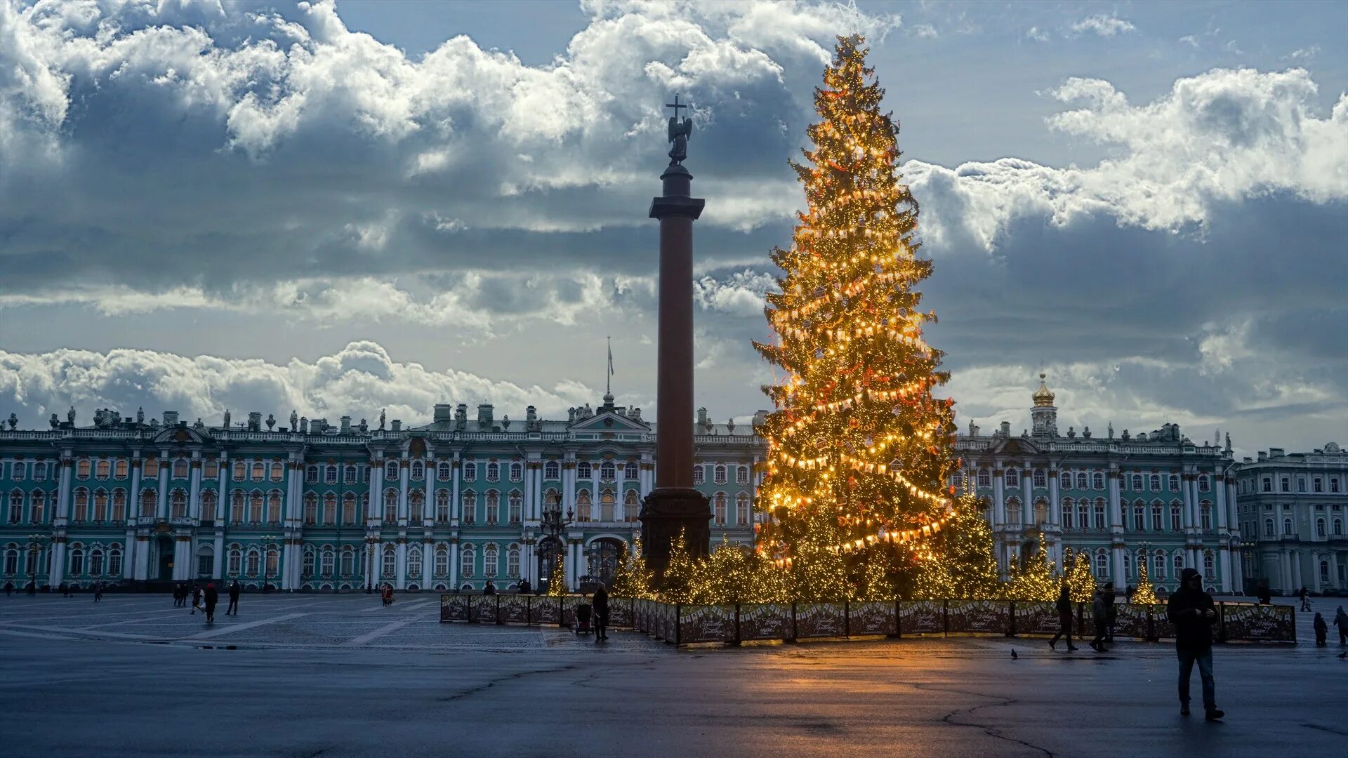 Спб в декабре. Новогодняя елка на Дворцовой. Новый год в Северной столице. Санкт-Петербург новый год. Питер в декабре.