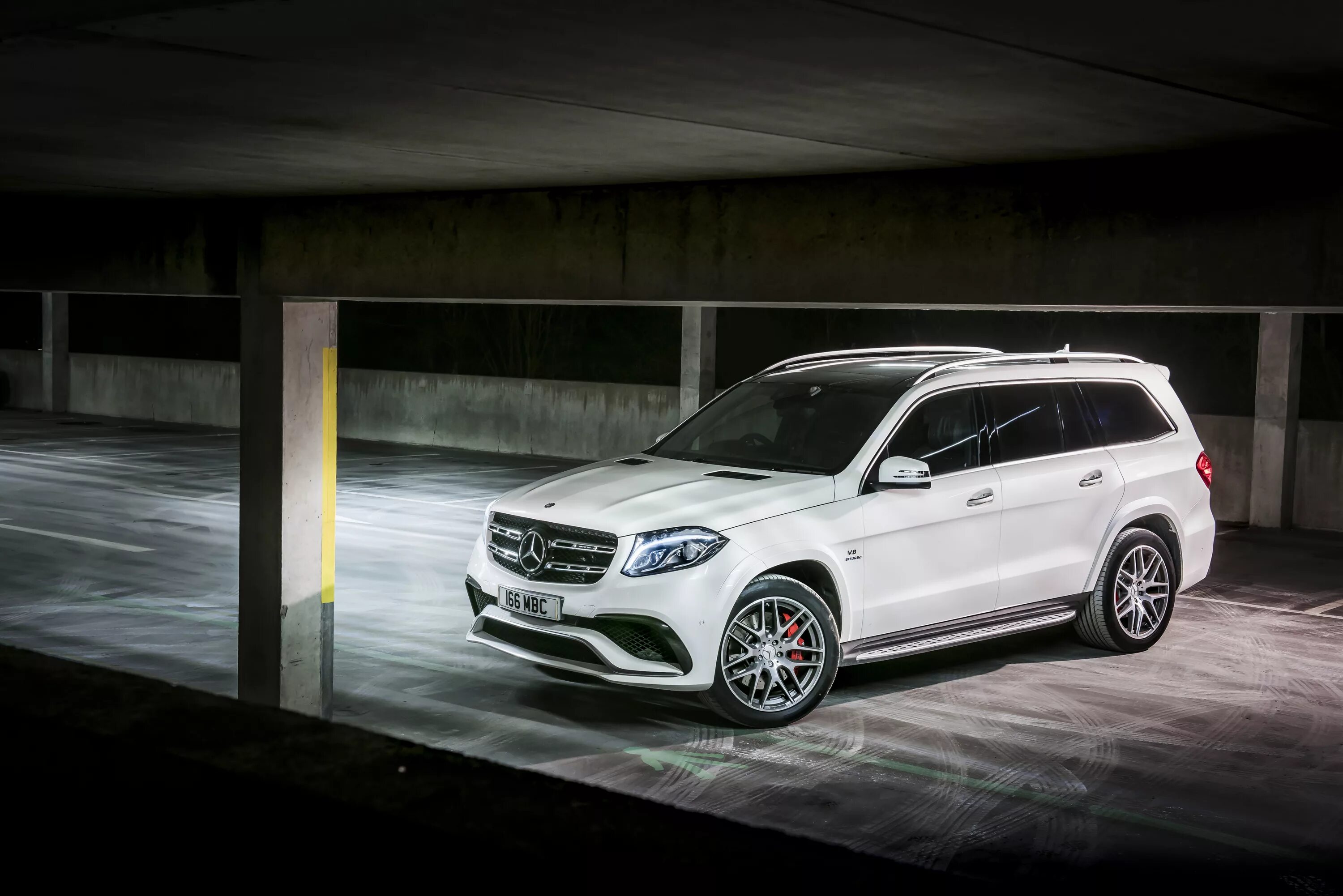 Мерседес бенц глс 63 amg. Мерседес gls обои. Gls обои. Mercedes benz gls 2023. Gls обои.