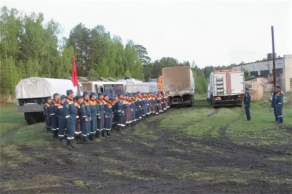 Мчс усть ишим. Усть-ишим омская область паводок 2024. Пожар картинки. Транспорт мчс. Мчс 2005 ишим.