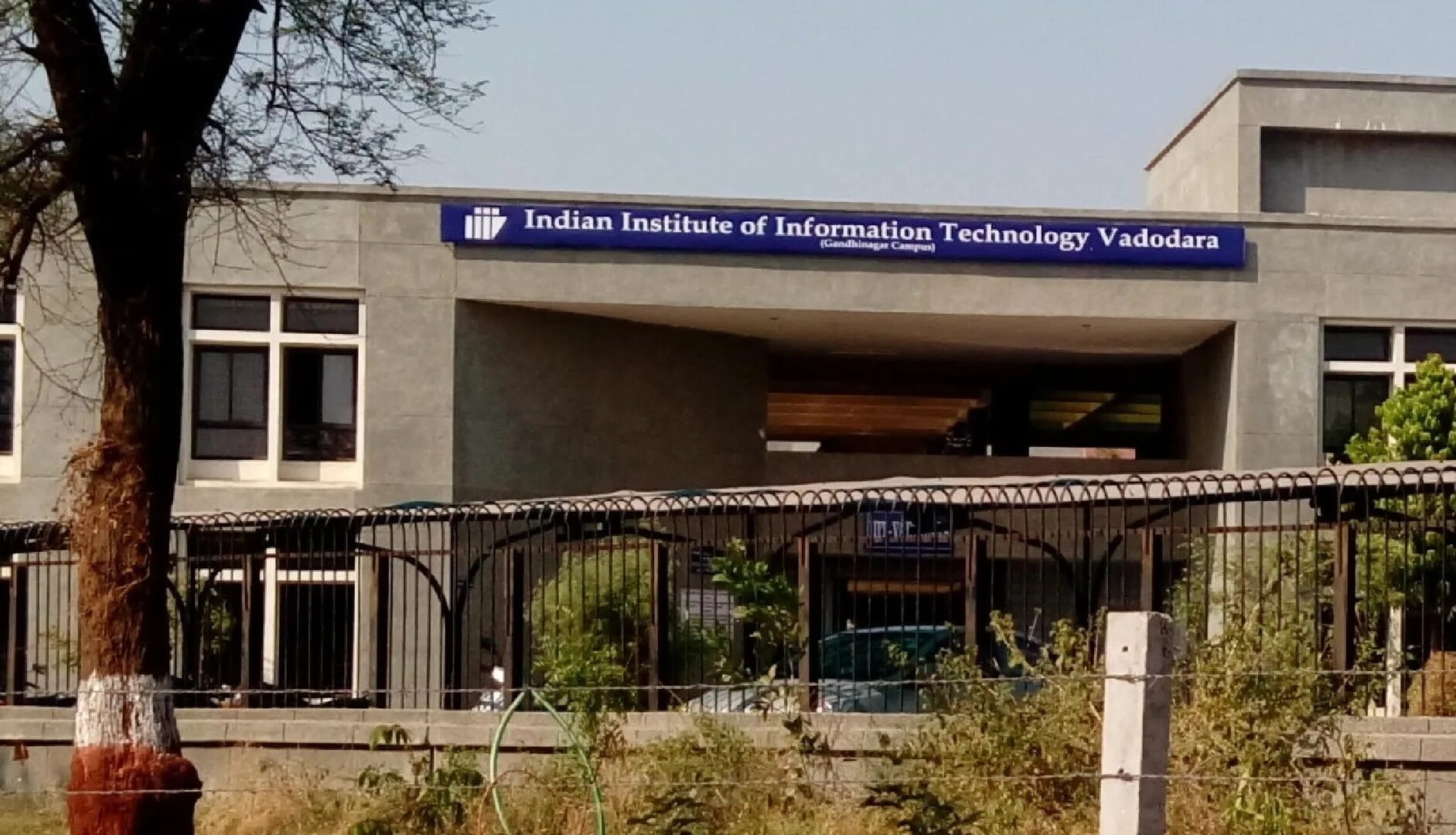 Institute of information. Индийские институты. sigma institute of engineering vadodara, gujarat. shenzhen institute of information technology. rajiv gandhi institute of intellectual property management.