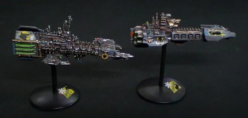 Warhammer 40000 rogue trader клинки в пустоте. Вархаммер шторм вульф. warhammer 40000 • штормовой волк. space marine strike cruiser. крейсер лунный вархаммер rogue trader.