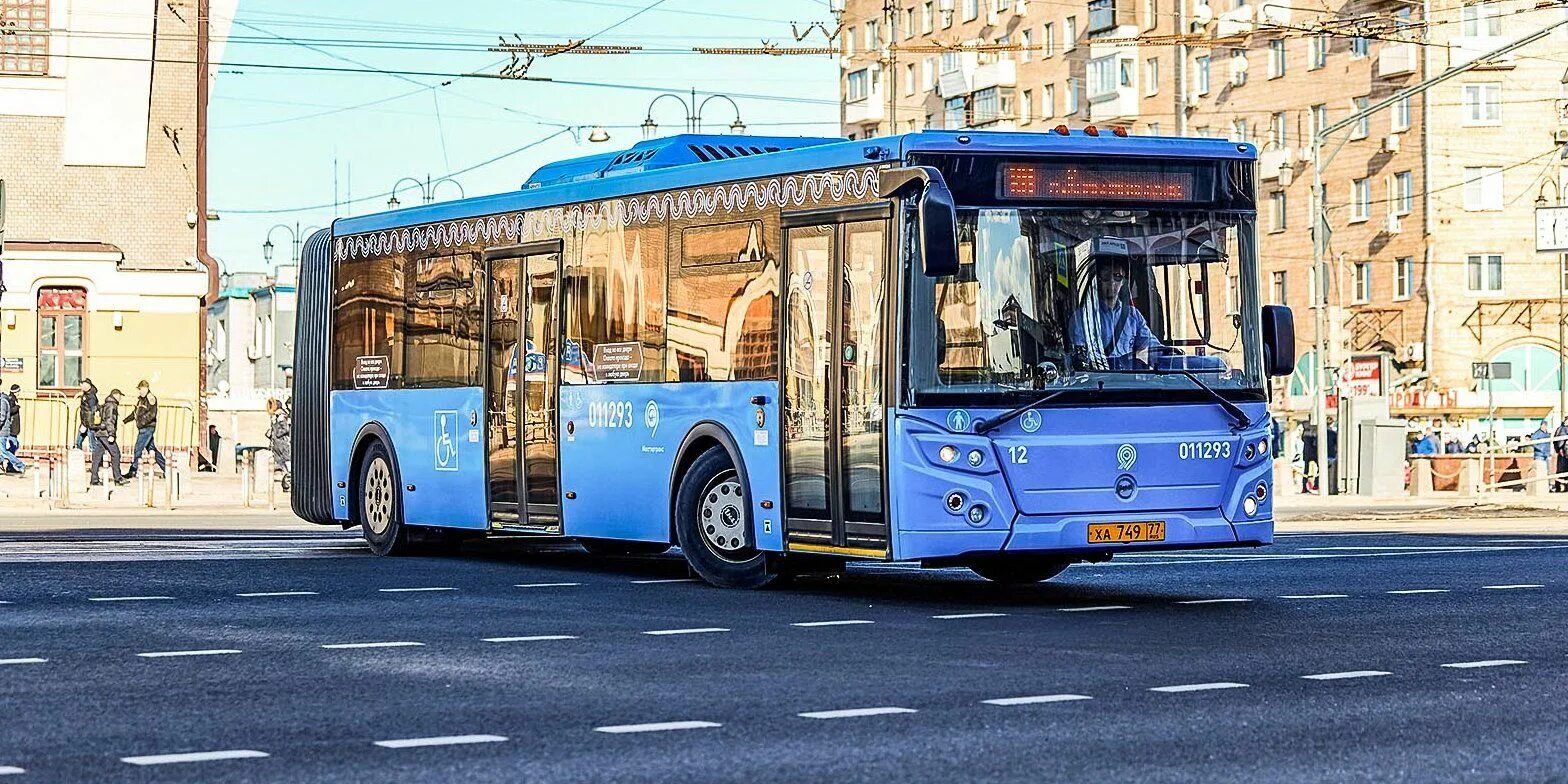 Маршрутные автобусы москвы. Автобус Москва. Московский автобус. АВТОБЛИЦ. Общественный транспорт Москвы.