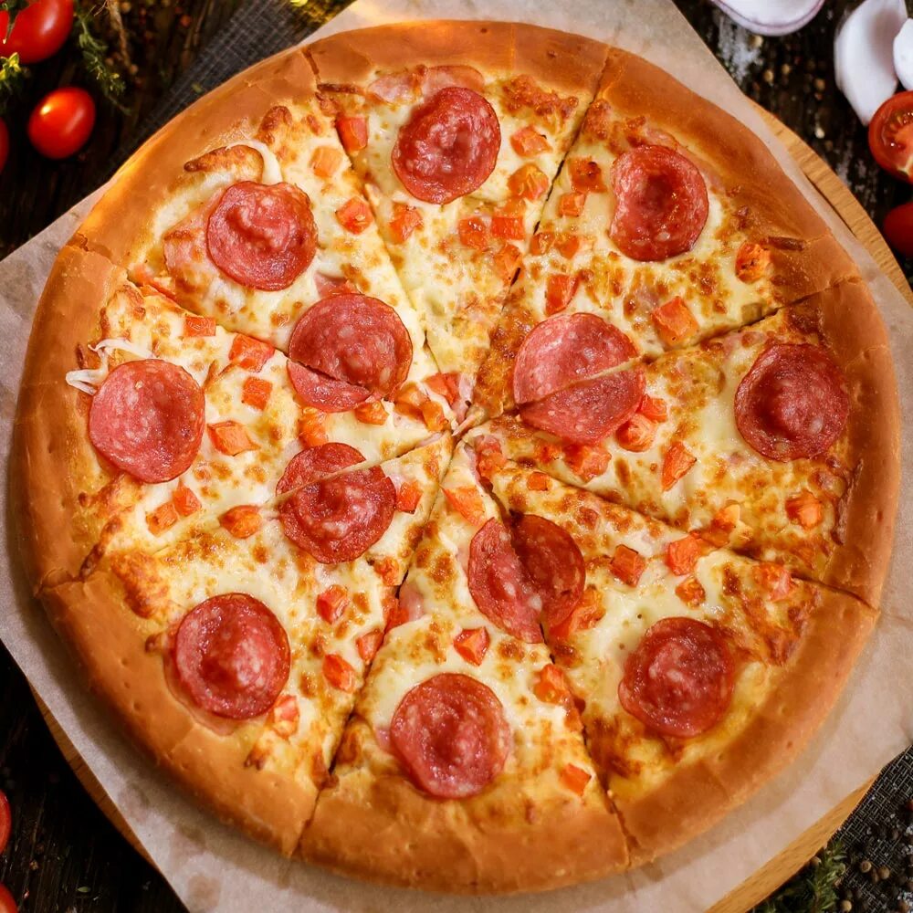 Пицца милано телефон. Пицца салями Милано. Пицца 4 сыра Милано. Венгерская пицца Милано. Пицца 33 см.