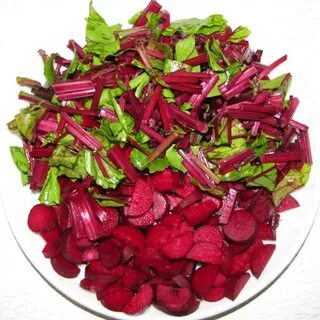 Борщ из молодой свеклы