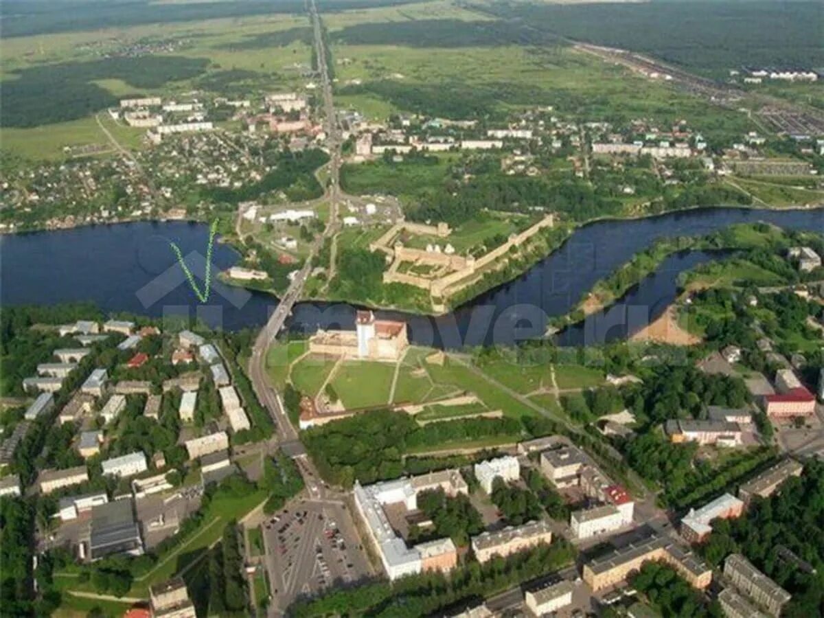 Ивангород закрыт. Нарва и ивангород. нарва ивангород граница. город нарва эстония. нарва ивангород сверху.