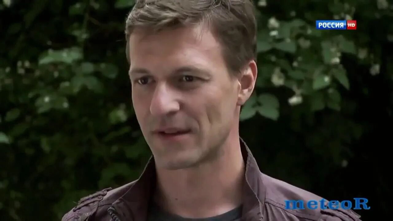 В полдень на несколько часов. Константин стрельников в полдень на пристани. константин стрельников актер. в полдень на пристани 1 серия. полина стрельникова и константин стрельников.