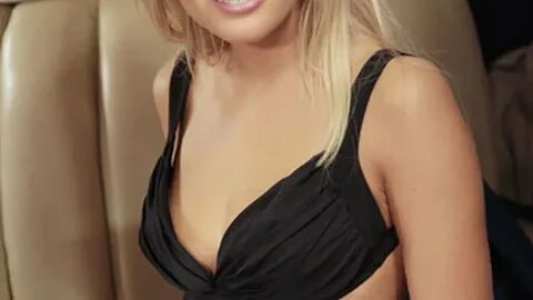 Мас жас әйелдің қарт адаммен түскен порно видеосы