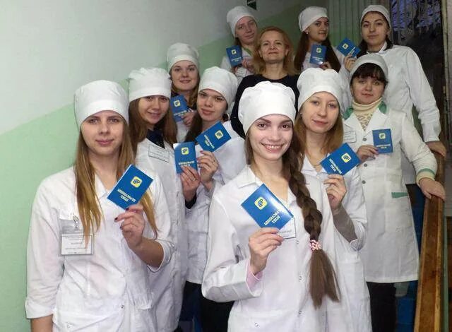 Поступление в медицинский после колледжа. Медицинский колледж сургут. поступить в медицинский колледж. поступление в мед колледж. учеба в медицинском колледже.