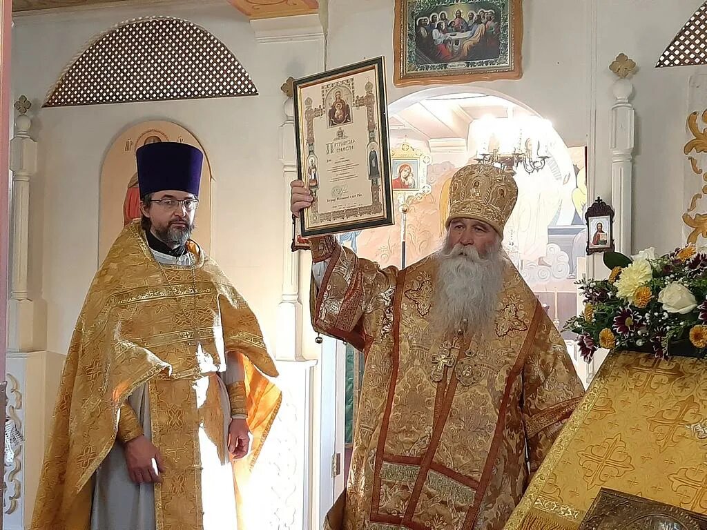 Храм симеона богоприимца в черемушках. Храм симеона богоприимца и анны пророчицы в черемушках. Церковь симеона и анны внутри. Храм симеона богоприимца в черемушках. Храм симеона и анны в черемушках.