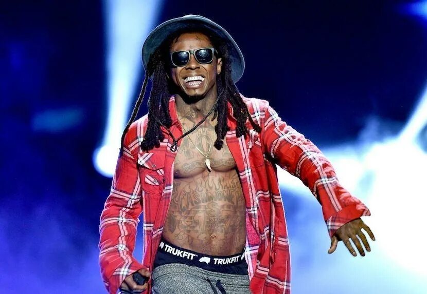 Lil wayne believe me. Лил уэйн. Imagine dragons believer. Лил уэйн фото. Lil wayne 1999.