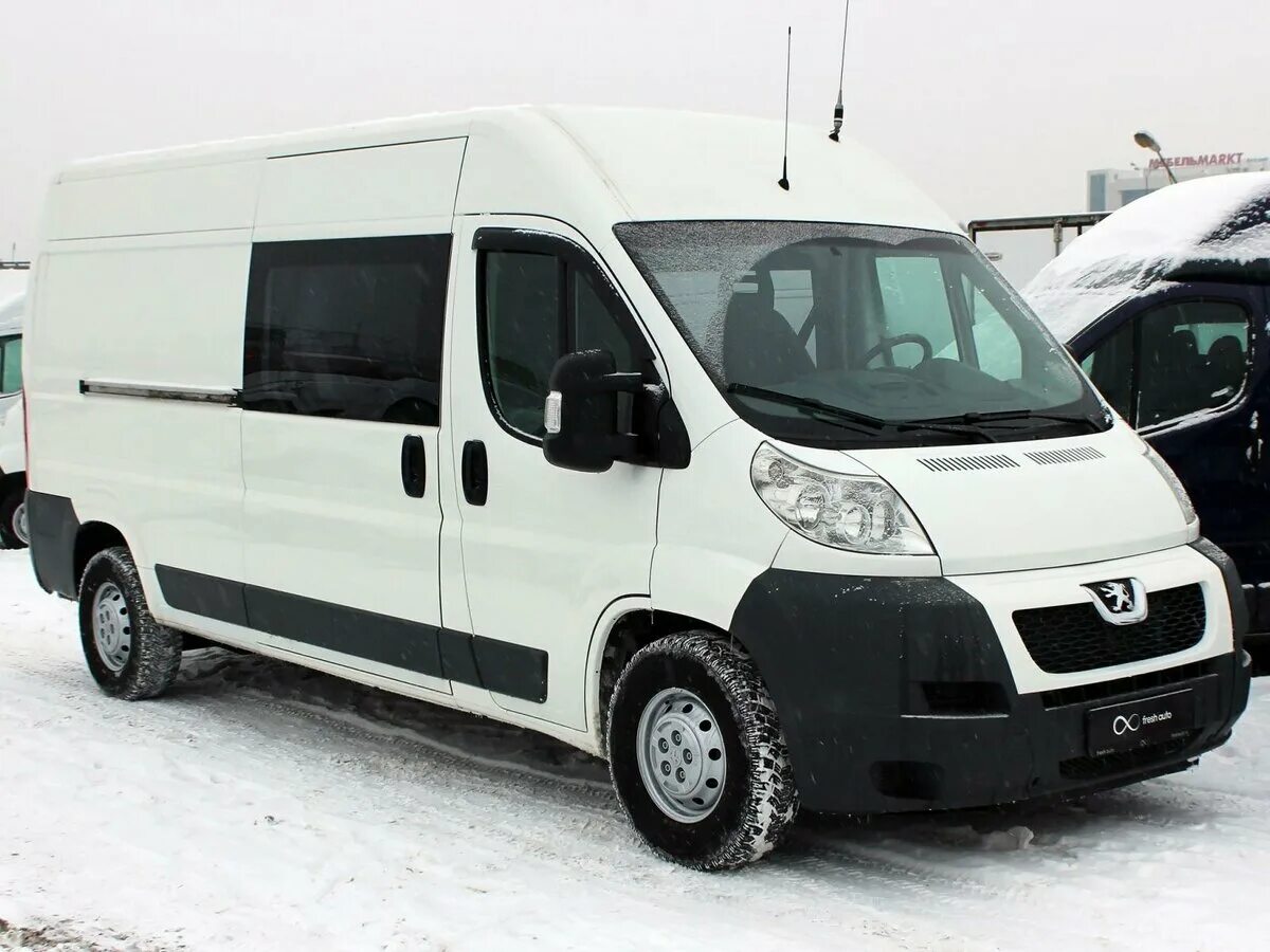 Peugeot Boxer фургон. Peugeot Boxer 2011. Фургон Peugeot Boxer, Boxer фургон 2.2 HDI. Peugeot Boxer 2011 года. Купить пежо цельнометаллический