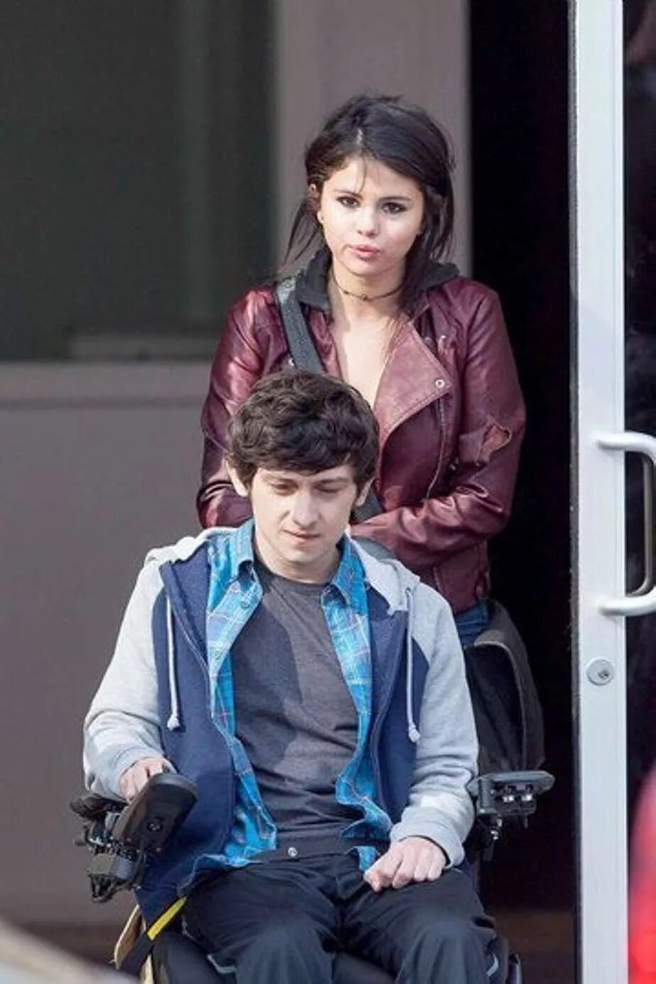 Принципы добра. Fundamentals of caring(2016). Селена гомес сериал 2021. Принципы добра. Основные принципы добра (2015).