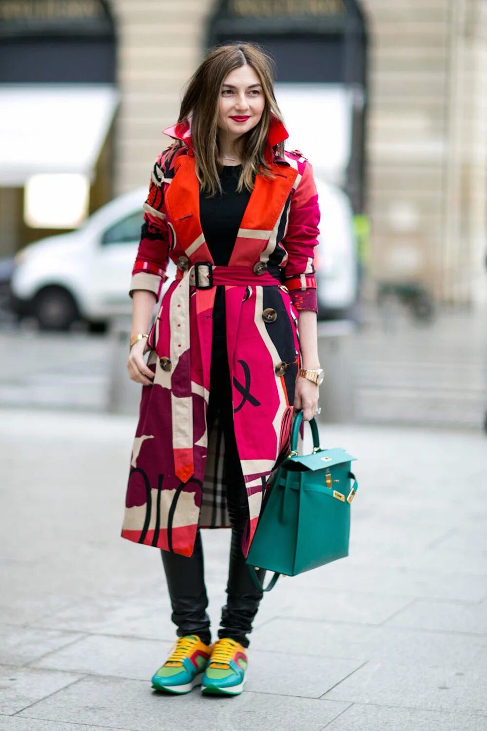 мода. шелковое платье дольче габбана. яркие образы для девушек. коллекция плекси стайл авеню. коллекция гуччи 2015.