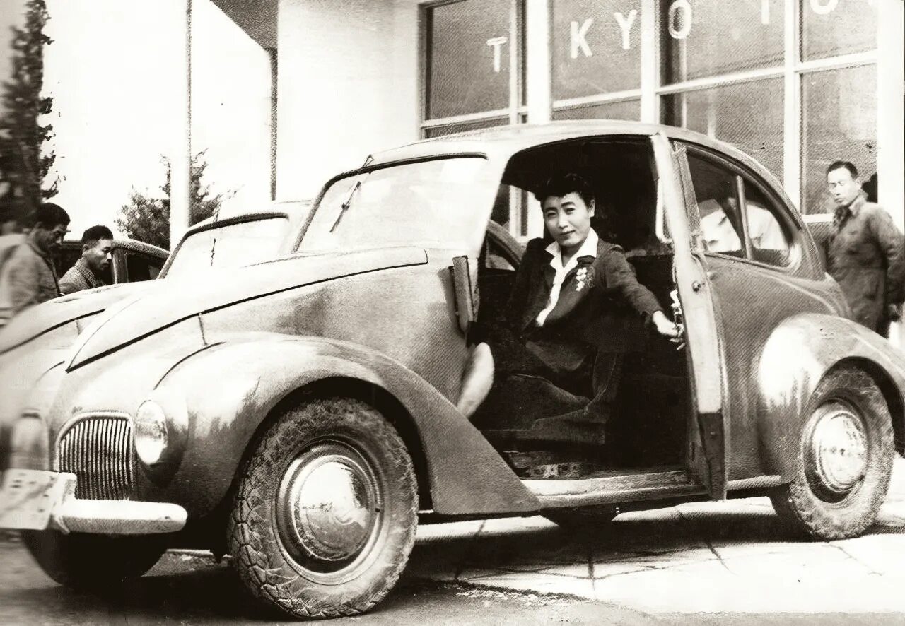 Первый автомобиль в китае. Toyota sa 1947. Toyota Motor co 1937 завод. Тойота АА 1936. Тойота model sa 1947.