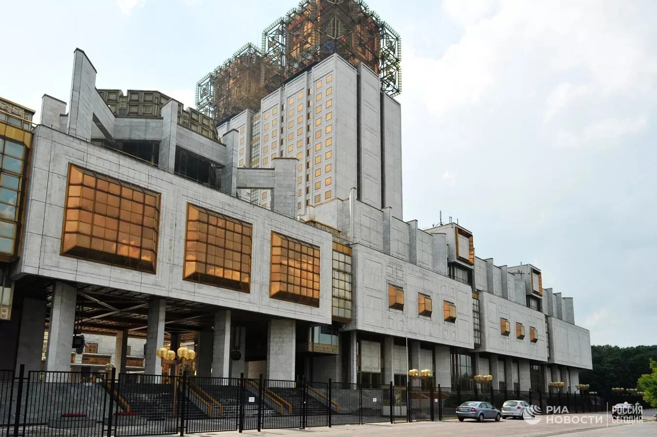 Здание ран в москве. Лего набор монстр джабба хатт. Президиум академии наук в москве. Президиум российской академии наук. Президиум академии наук в москве внутри.