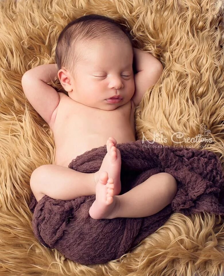 Малыши новорожденные. 12 месяцев ребенку. Baby posing. Поза дети новорожденные. Newborn froggy.