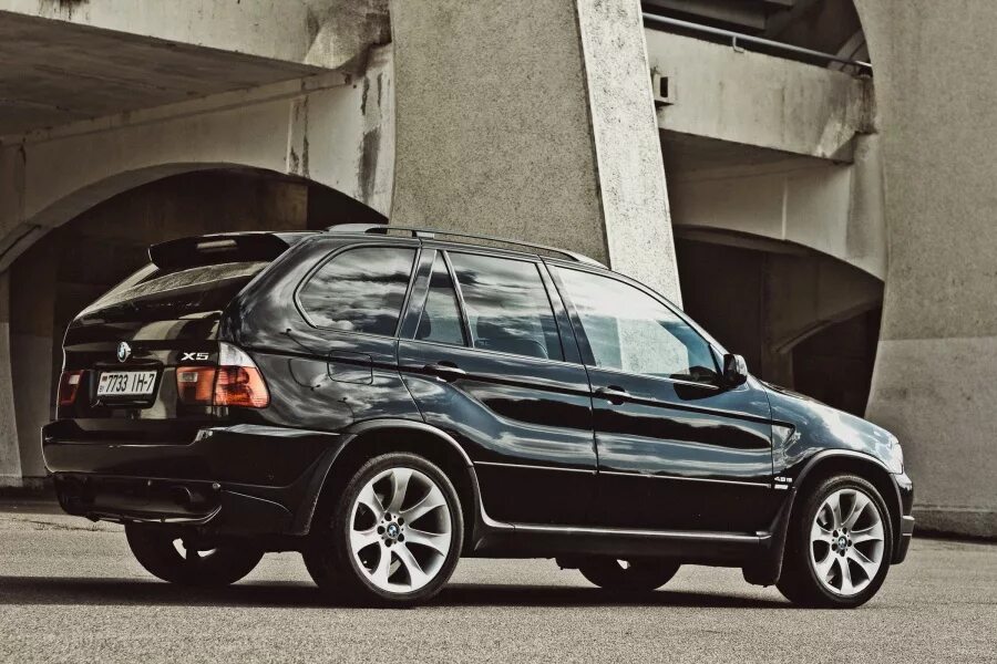 Бмв х5 е53 в москве. BMW x5 e53 v8. БМВ е53 4.8. BMW x5 e53 дорест. BMW x5 e53 2008.