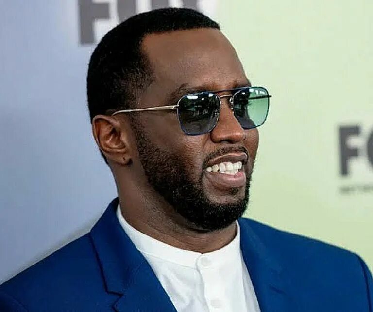 Самый богатый музыкант. P Diddy. P Diddy net Worth. Самый богатый музыкант в мире. Самый богатый певец в мире.