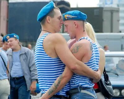 2 пидораса