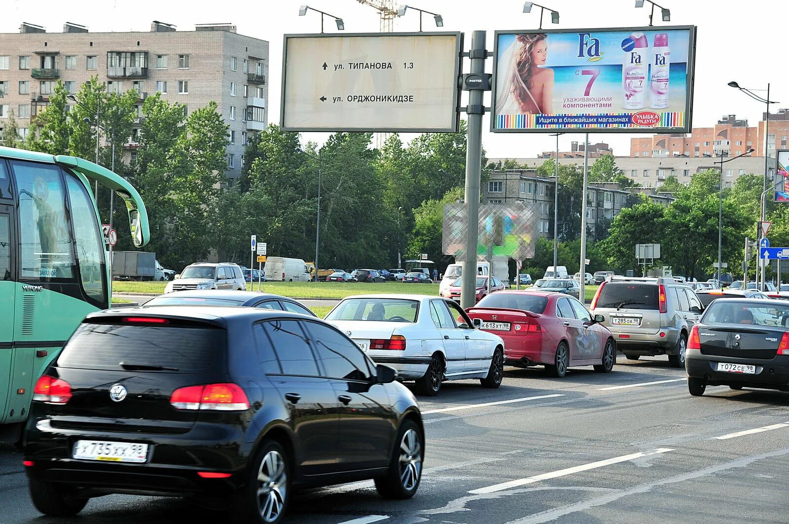 Выносной рекламный щит. Витебский пр. д.65.