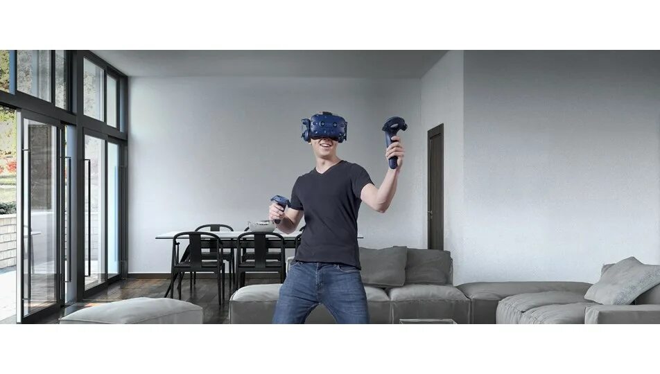 Vr club vrpark. Качество картинки HTC Vive. HTC Vive в чемодане. Виртуальная реальность в экономике.