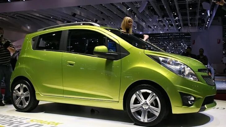 Шевроле спарк автомат купить. Дэу Матиз 2020. Chevrolet Spark 2011. Шевроле Спарк 2022. Дэу Матиз новый 2020.